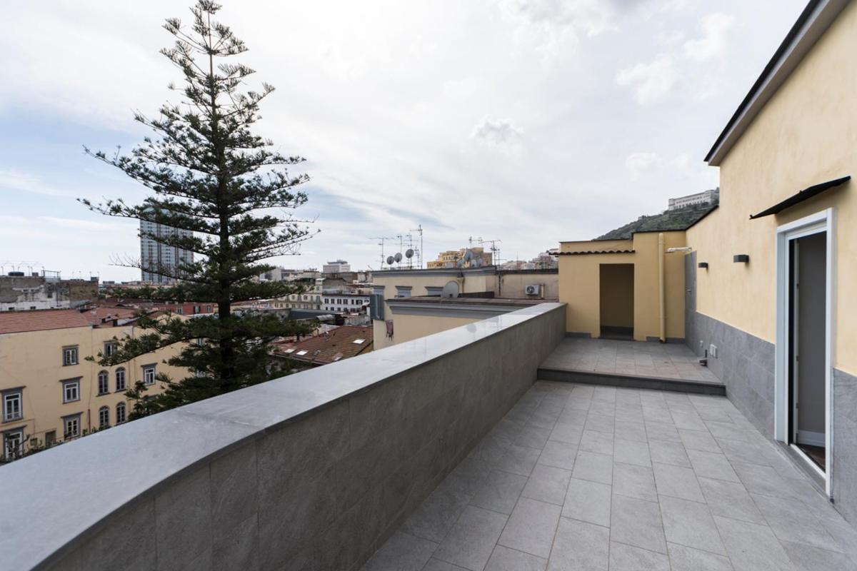 Residenza Trinita Maggiore Napels Buitenkant foto