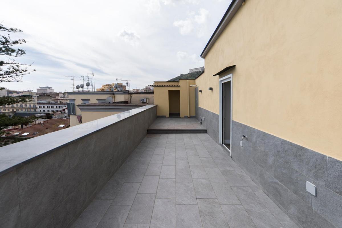 Residenza Trinita Maggiore Napels Buitenkant foto