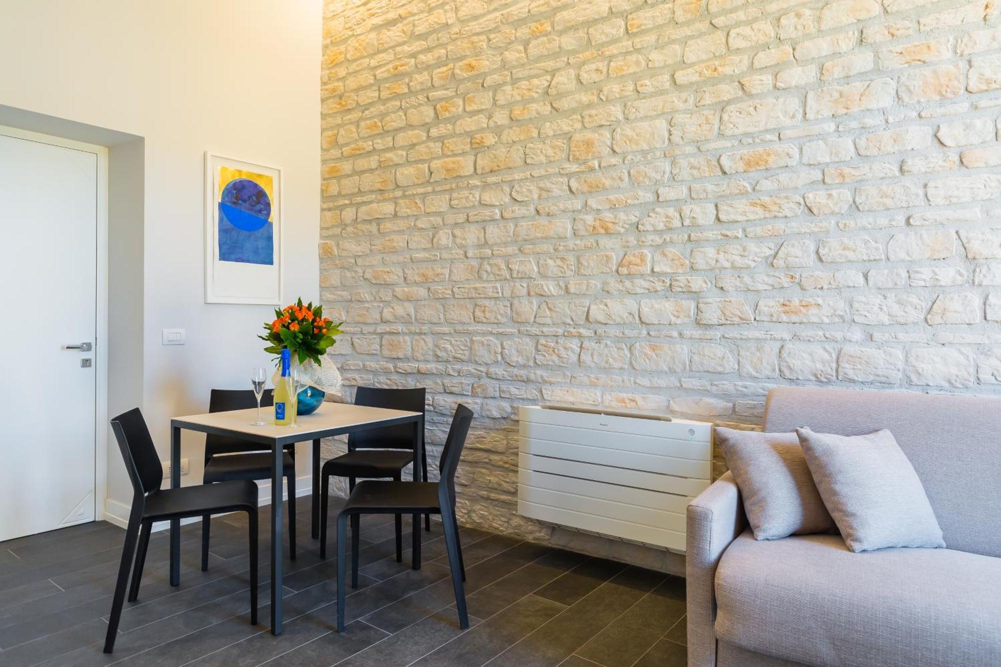 Residenza Trinita Maggiore Napels Buitenkant foto