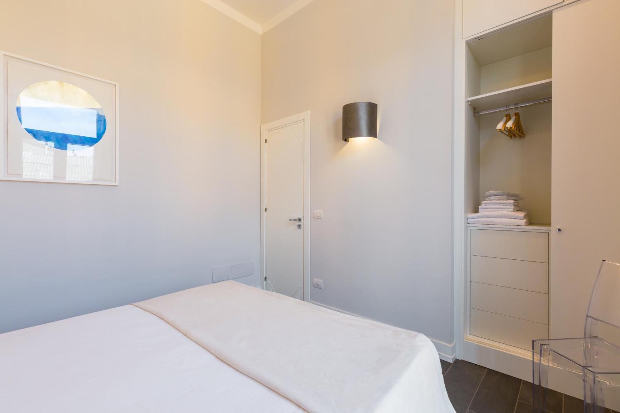 Residenza Trinita Maggiore Napels Buitenkant foto